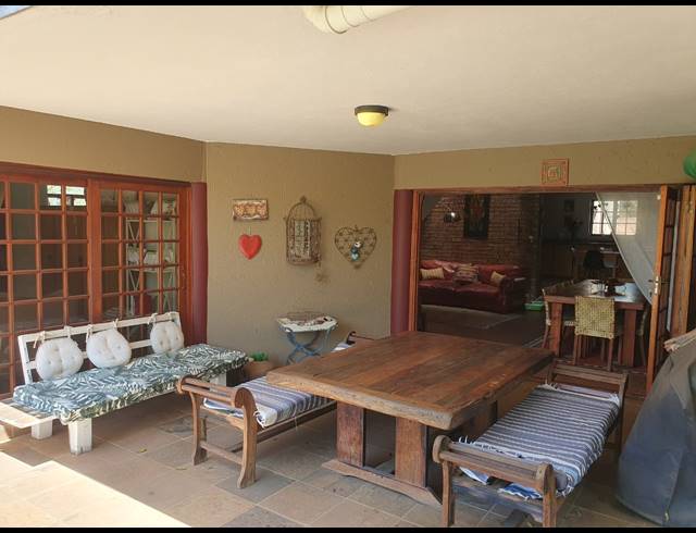 5 BEDROOM HOUSE FOR SALE IN PEBBLE ROCK GOLF VILLAGE
